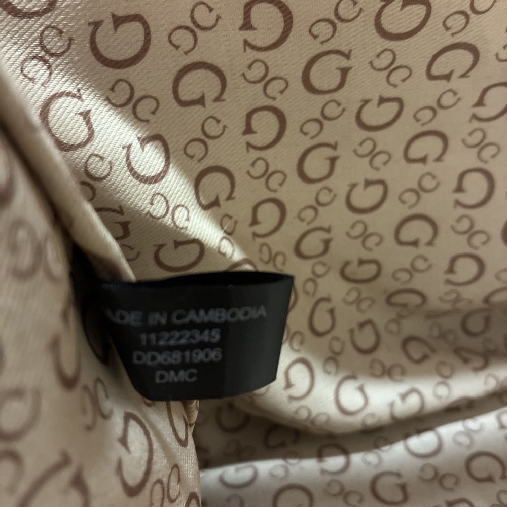 GUESS Purse Monogram Beige Satchel Shoulder Handbag Crossbody Purse EUC - Picture 10 of 16
